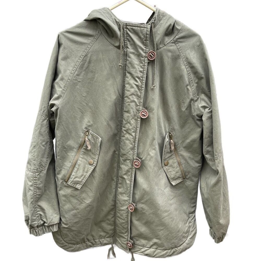 Love Tree size Medium army Green, military style coat. - Picture 2 of 8